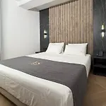 Es 4*