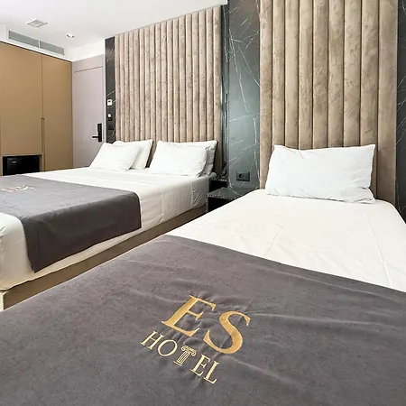 Hotel Es
